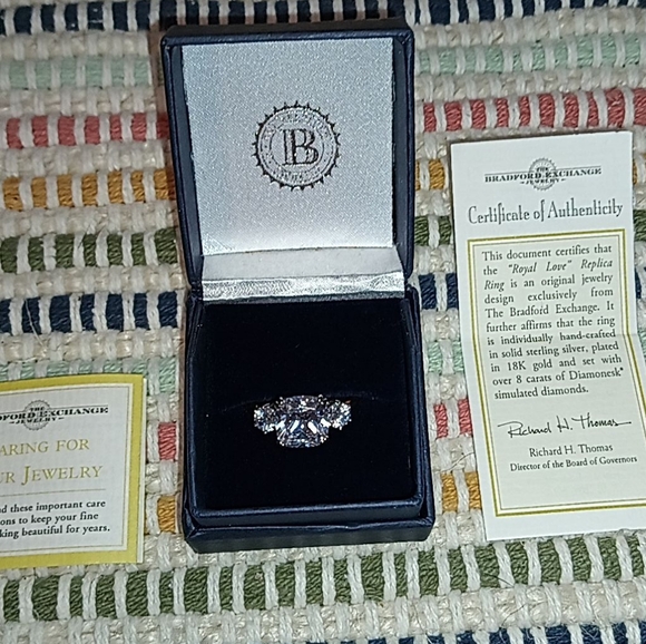 Bradford exchange gold plated ring - Picture 2 of 2